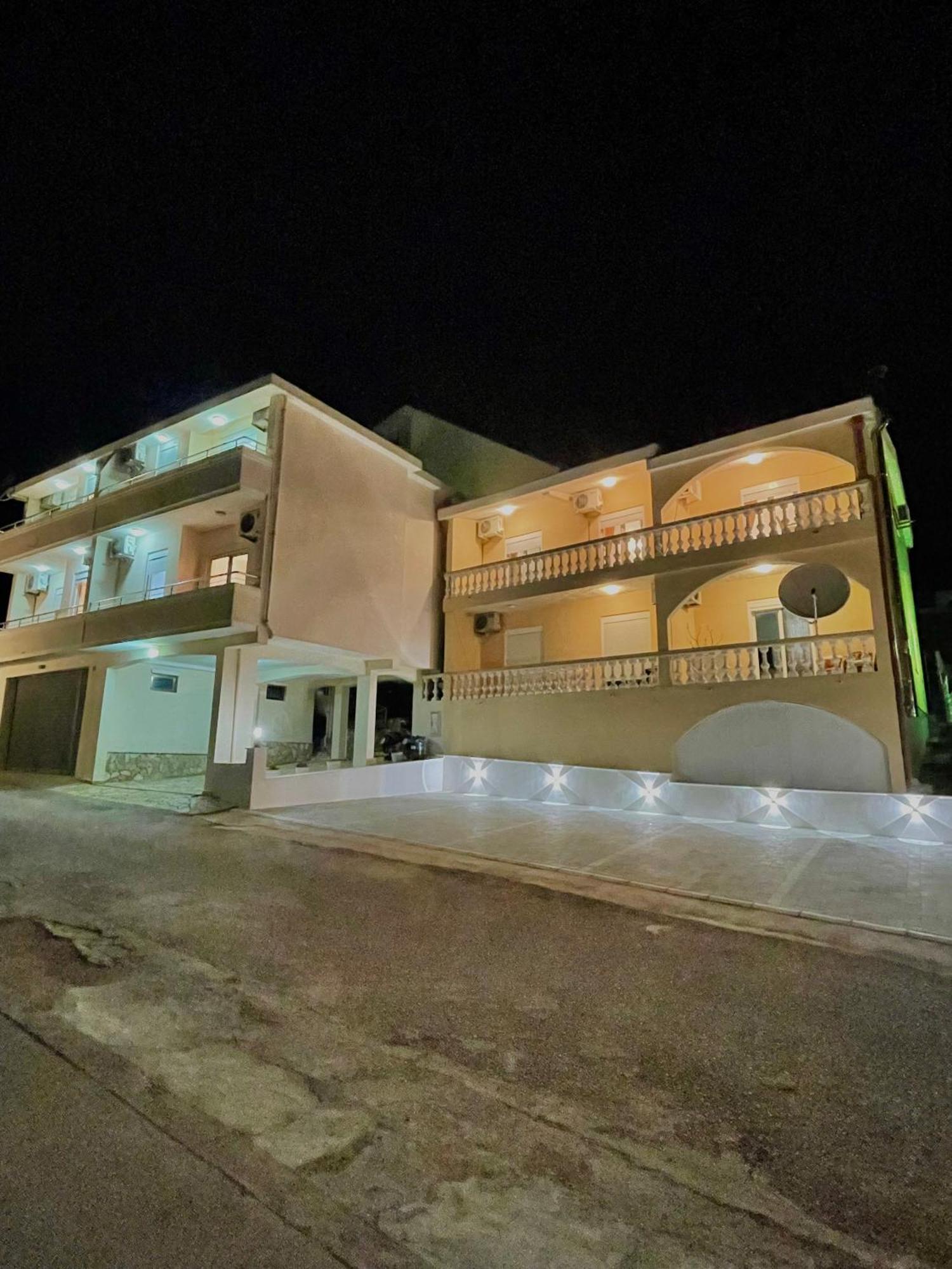 Onyx * Ulcinj